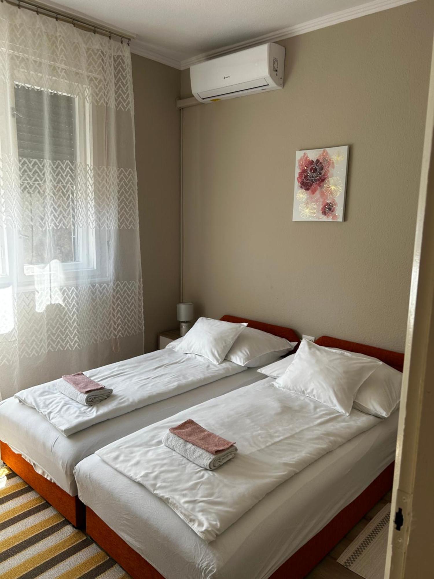 Kisvirag Apartman Hajdúszoboszló 外观 照片